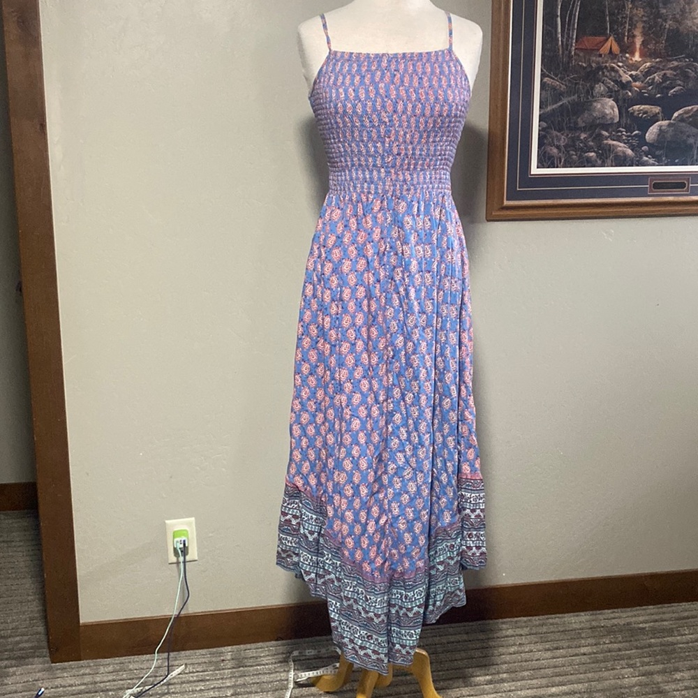 smocked paisley Medium maxi dress EUC-